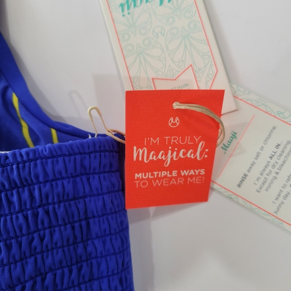 Maaji Smocking Dazzle 4 Way Reversible Bikini Top Womens XS - Picture 13 of 16